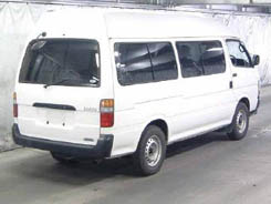 TOYOTA　HIACE COMMUTER