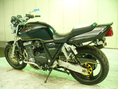 CB1000